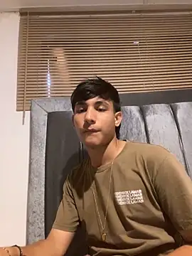 Snapshot of cody_fox10 chatting on 09/22/25, 07:27 cody fox10 online show from 09/22/25, 07:27