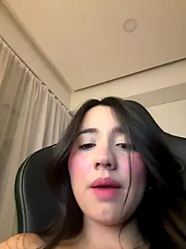 Snapshot of Michelle_Zoe chatting on 11/27/25, 01:51 Michelle Zoe online show from 11/27/25, 01:51