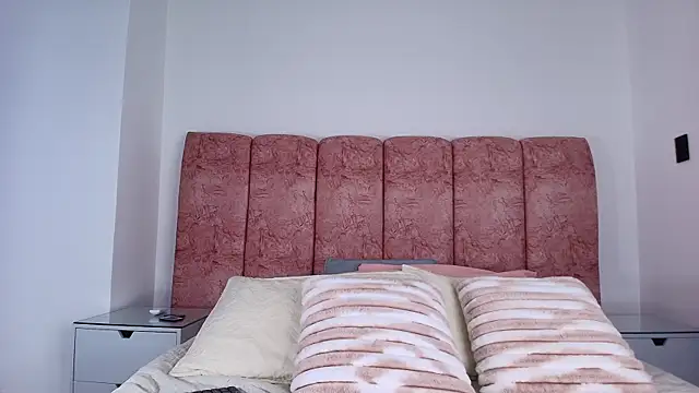 emmacurvy online show from 11/21/25, 03:05