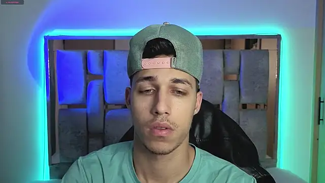 orionblaze69  online show from 04/18/26, 08:29