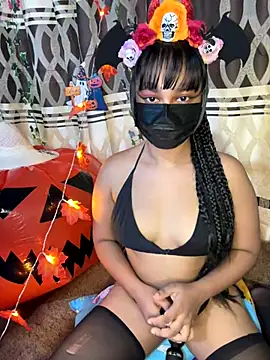 Snapshot of Ariana__Marie chatting on 10/27/25, 03:54 Ariana Marie online show from 10/27/25, 03:54