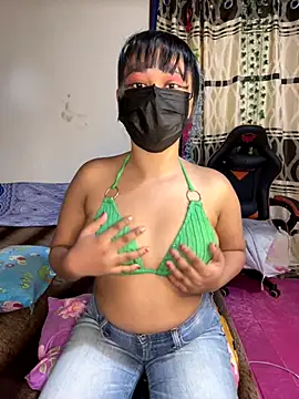 Snapshot of Ariana__Marie chatting on 11/24/25, 05:34 Ariana Marie online show from 11/24/25, 05:34