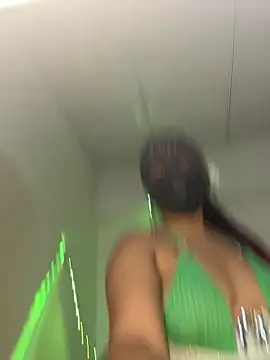 Snapshot of Ariana__Marie chatting on 02/08/26, 03:04 Ariana Marie online show from 02/08/26, 03:04