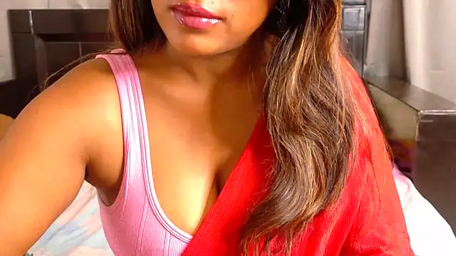 Snapshot of nylaahh-12 chatting on 05/31/26, 09:16 nylaahh-12 online show from 05/31/26, 09:16