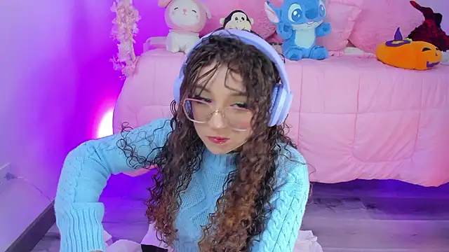 Snapshot of hannacutegod chatting on 02/20/26, 05:26 hannacutegod online show from 02/20/26, 05:26