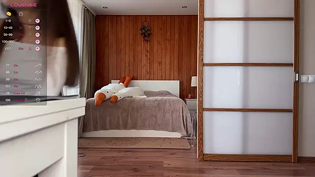 Snapshot of PlumyBun chatting on 09/17/25, 04:25 PlumyBun online show from 09/17/25, 04:25