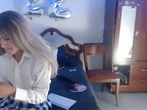 Valentina bss online show from 11/28/25, 02:42