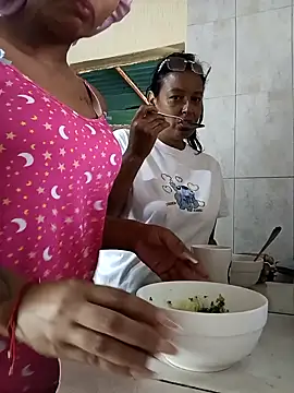 Fernanda30 online show from 04/11/26, 02:21