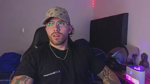 Ades Lowe online show from 01/14/26, 05:24