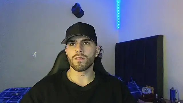 Ades Lowe online show from 02/10/26, 06:28