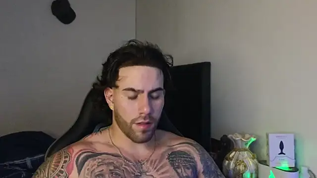 Ades Lowe online show from 03/28/26, 08:47