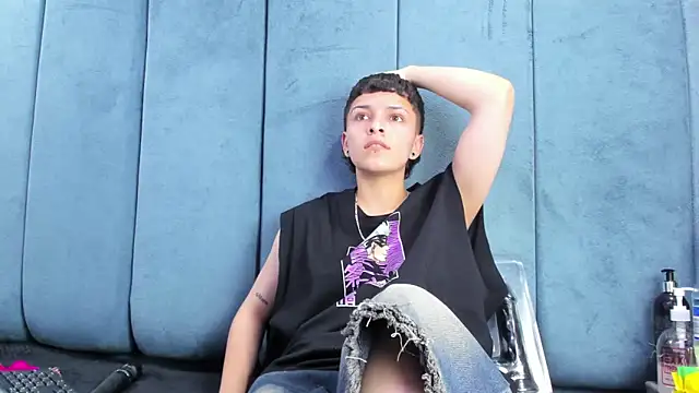 Snapshot of Megan_Thompson_ chatting on 02/11/26, 02:16 Megan Thompson online show from 02/11/26, 02:16