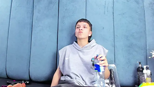 Snapshot of Megan_Thompson_ chatting on 02/15/26, 07:51 Megan Thompson online show from 02/15/26, 07:51