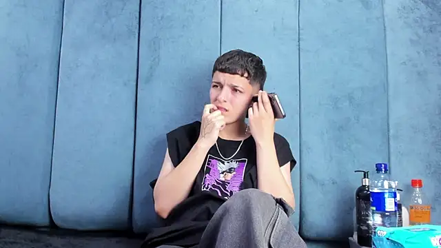 Megan Thompson  online show from 03/05/26, 02:07