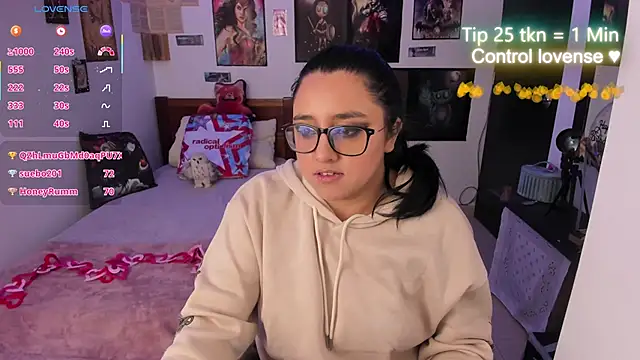 Snapshot of Cherry_blush_ chatting on 02/03/26, 02:53 Cherry blush online show from 02/03/26, 02:53