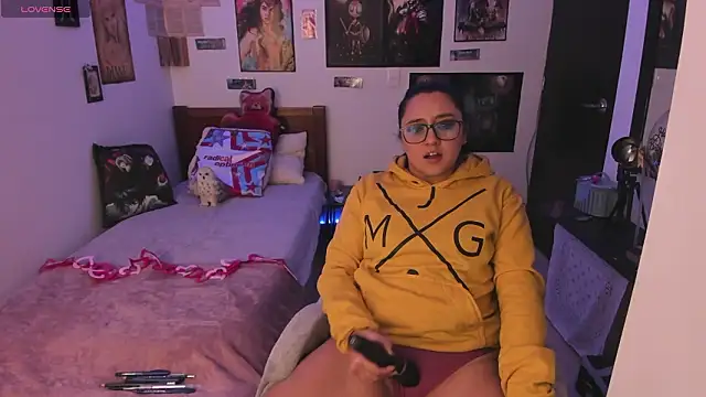 Snapshot of Cherry_blush_ chatting on 02/09/26, 05:17 Cherry blush online show from 02/09/26, 05:17