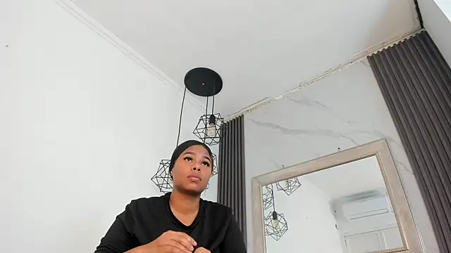 Snapshot of keyla_mejia chatting on 06/25/26, 11:59 keyla mejia online show from 06/25/26, 11:59