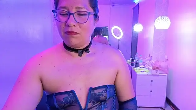 scarlett widow  online show from 03/29/26, 02:11