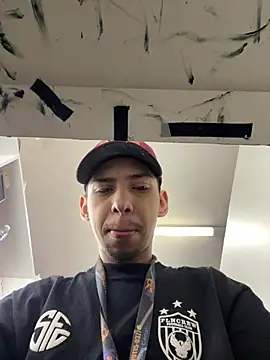 Oqui online show from 07/30/26, 02:05