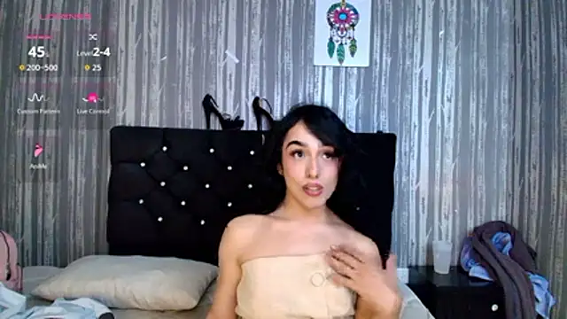 Alicee Moonn online show from 12/19/25, 12:17