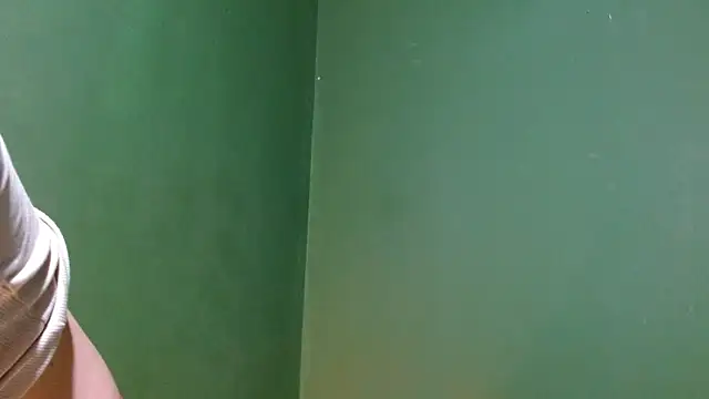 Roxiehood online show from 09/19/25, 02:35