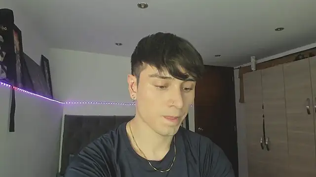 stevve 14 online show from 10/11/25, 04:12