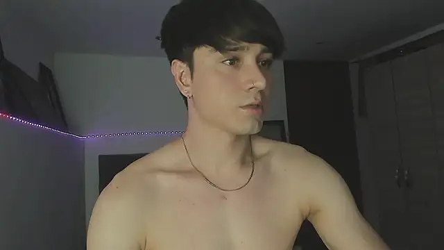 Snapshot of stevve_14 chatting on 03/18/26, 12:14 stevve 14 online show from 03/18/26, 12:14