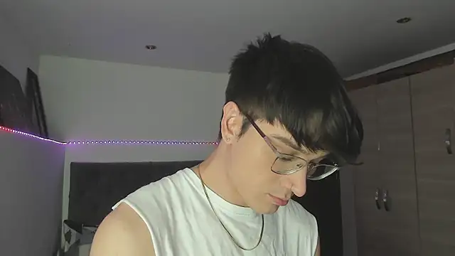 Snapshot of stevve_14 chatting on 06/07/26, 11:41 stevve 14 online show from 06/07/26, 11:41