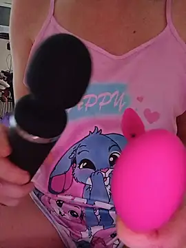 Snapshot of Hottiesophie chatting on 07/02/26, 05:30 Hottiesophie online show from 07/02/26, 05:30