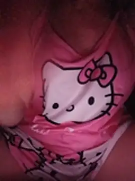 Snapshot of Hottiesophie chatting on 07/10/26, 12:26 Hottiesophie online show from 07/10/26, 12:26