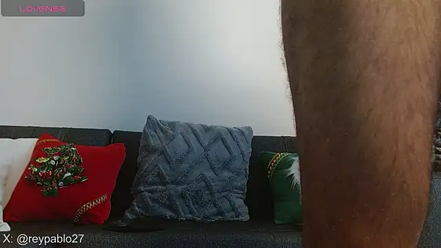 ReyPablo1 online show from 12/18/25, 08:59