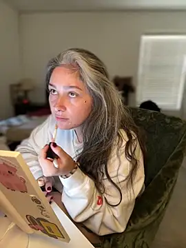 Alix Valentine online show from 04/07/26, 04:40