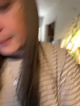 Alix Valentine online show from 04/19/26, 05:56