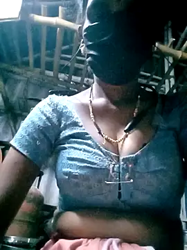 Snapshot of Tamilauntyhot chatting on 10/01/25, 05:52 Tamilauntyhot online show from 10/01/25, 05:52