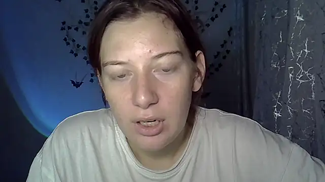 Snapshot of Lily_Ember chatting on 10/31/25, 06:20 Lily Ember online show from 10/31/25, 06:20