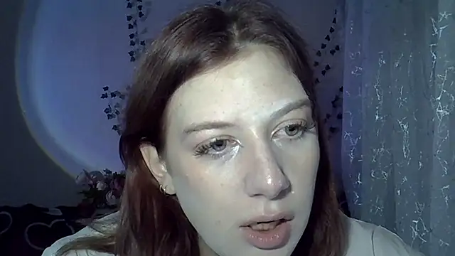 Snapshot of Lily_Ember chatting on 11/05/25, 06:30 Lily Ember online show from 11/05/25, 06:30