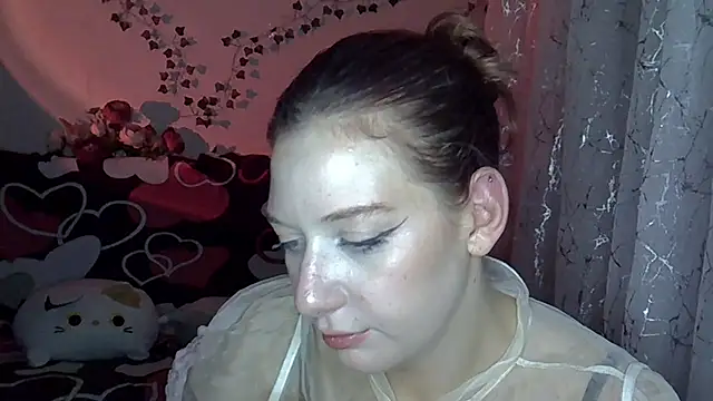 Snapshot of Lily_Ember chatting on 11/09/25, 05:33 Lily Ember online show from 11/09/25, 05:33