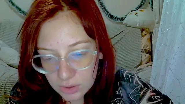 Snapshot of Lily_Ember chatting on 01/09/26, 06:31 Lily Ember online show from 01/09/26, 06:31