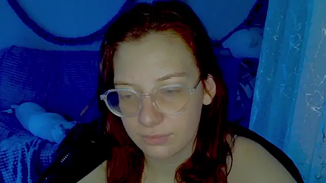 Snapshot of Lily_Ember chatting on 01/12/26, 08:58 Lily Ember online show from 01/12/26, 08:58