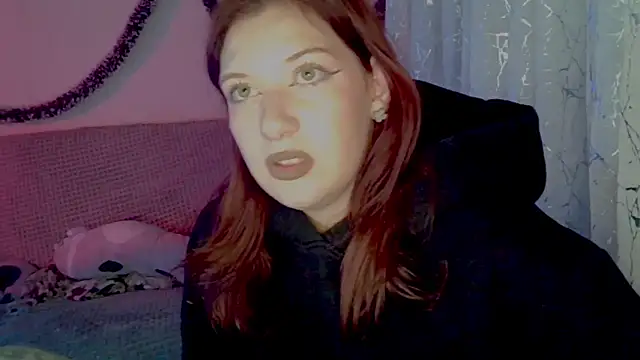 Snapshot of Lily_Ember chatting on 01/16/26, 08:13 Lily Ember online show from 01/16/26, 08:13