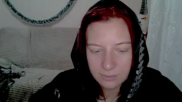 Snapshot of Lily_Ember chatting on 01/17/26, 06:11 Lily Ember online show from 01/17/26, 06:11