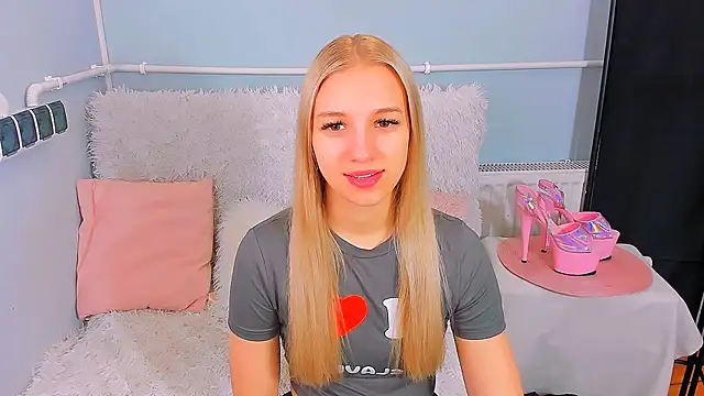 EvetteRose online show from 03/16/26, 12:09