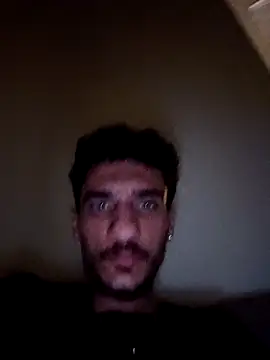 Snapshot of yolgezer073 chatting on 10/10/25, 12:42 yolgezer073 online show from 10/10/25, 12:42