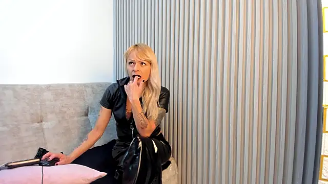 Snapshot of samanthajonexxx chatting on 02/05/26, 04:22 samanthajonexxx online show from 02/05/26, 04:22