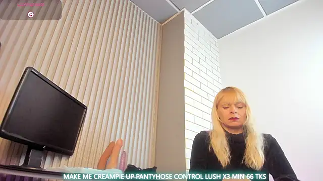 Snapshot of samanthajonexxx chatting on 02/21/26, 04:41 samanthajonexxx online show from 02/21/26, 04:41