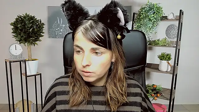 MartaEdams online show from 10/15/25, 06:02