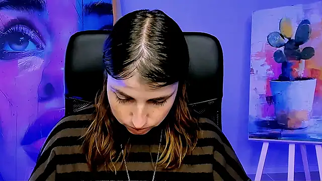 MartaEdams online show from 11/11/25, 06:13