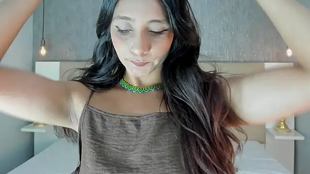 Snapshot of SamayRyann chatting on 07/16/26, 01:50 SamayRyann online show from 07/16/26, 01:50