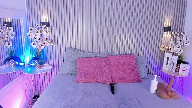 DAFNECOX online show from 02/28/26, 03:18