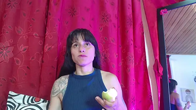 Snapshot of Samy_Hoops chatting on 10/27/25, 01:26 Samy Hoops online show from 10/27/25, 01:26